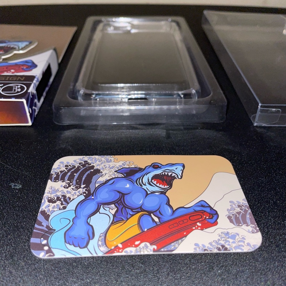 iPhone 11 case - Picture 3 of 4